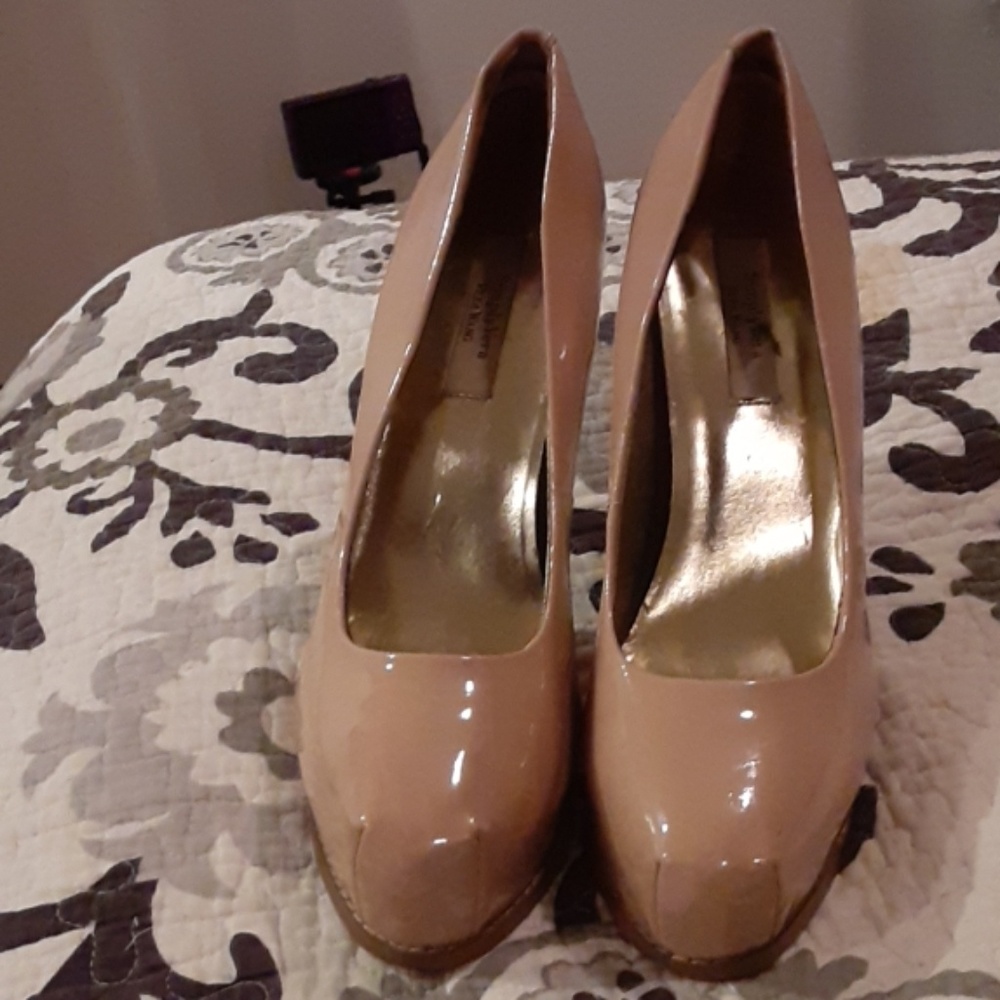 Vera wang Heels